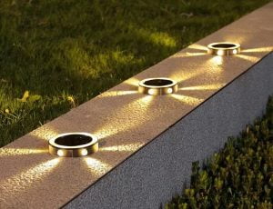 Waterproof Solar Outdoor Lamp For Decoration of Garden Lawn , Ice Tile Floor, Balcony WL012