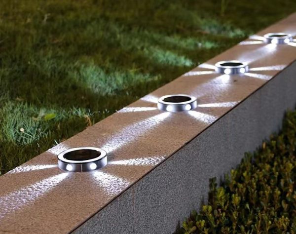 Waterproof Solar Outdoor Lamp For Decoration of Garden Lawn , Ice Tile Floor, Balcony WL012 - Image 3